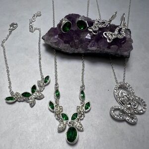 Green Crystal Butterfly Jewelry Set Silver Tone Necklace Bracelet Earrings